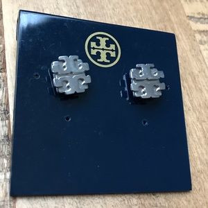 Tory Burch medium silver logo earring